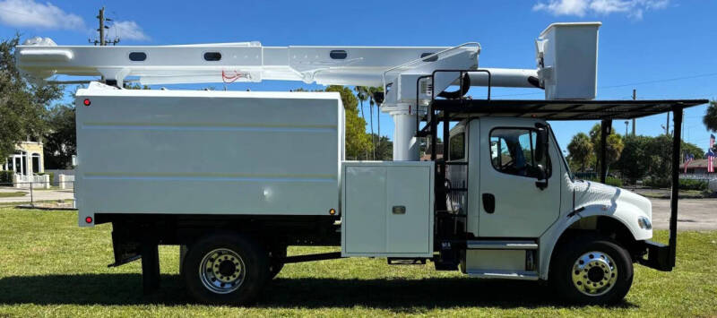 2015 Freightliner M2 106