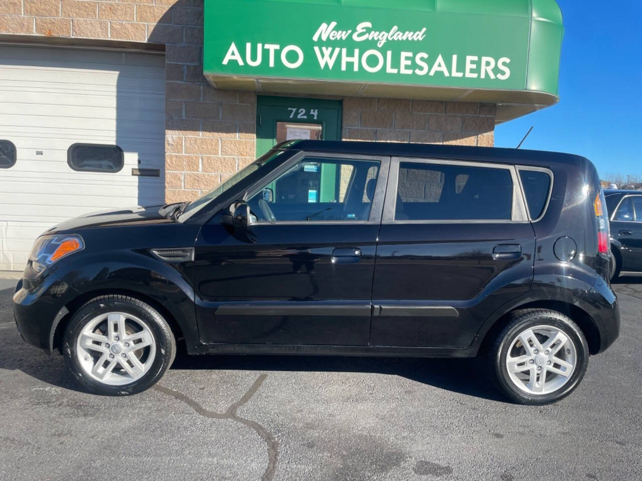 2010 Kia Soul for sale at New England Wholesalers in Springfield, MA