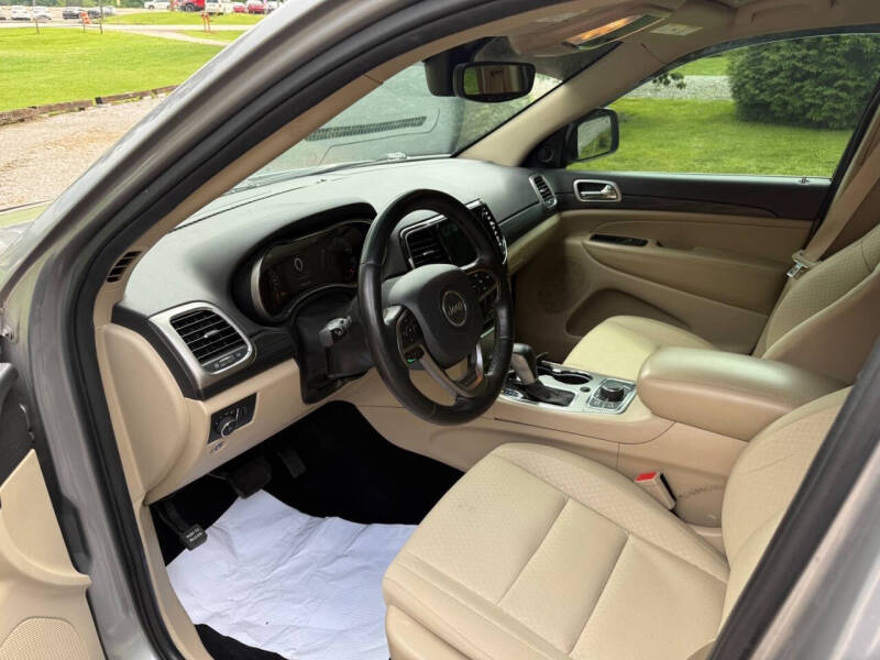 2019 Jeep Grand Cherokee Laredo E