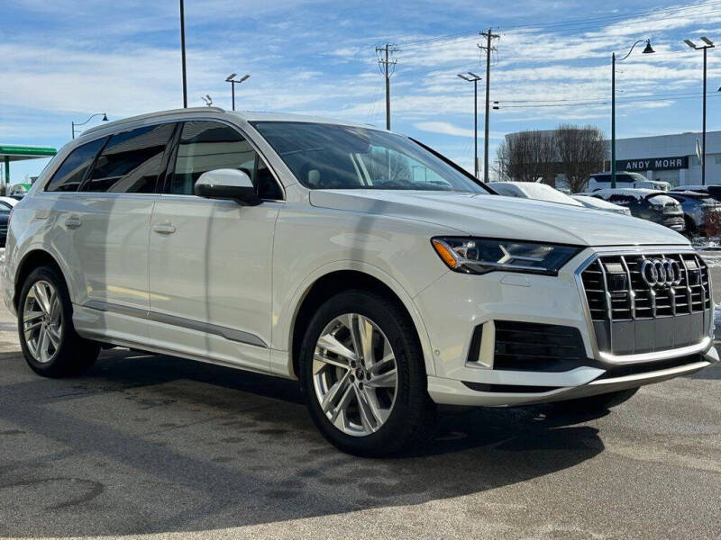 2022 Audi Q7 quattro Premium Plus 55 TFSI