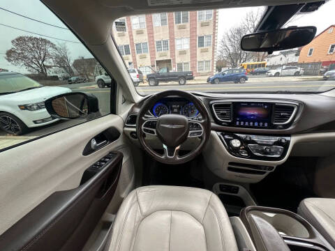 2017 Chrysler Pacifica