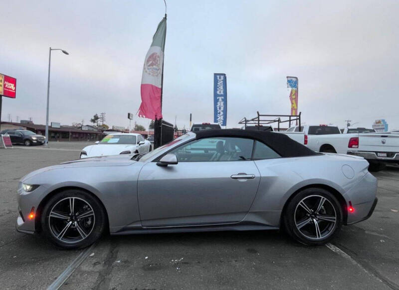 2024 Ford Mustang EcoBoost Premium