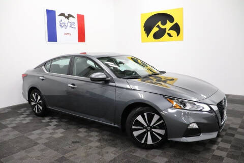 2021 Nissan Altima for sale at Carousel Auto Group in Iowa City IA