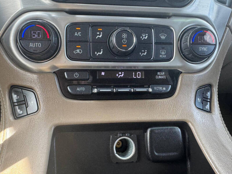 2017 GMC Yukon XL SLT