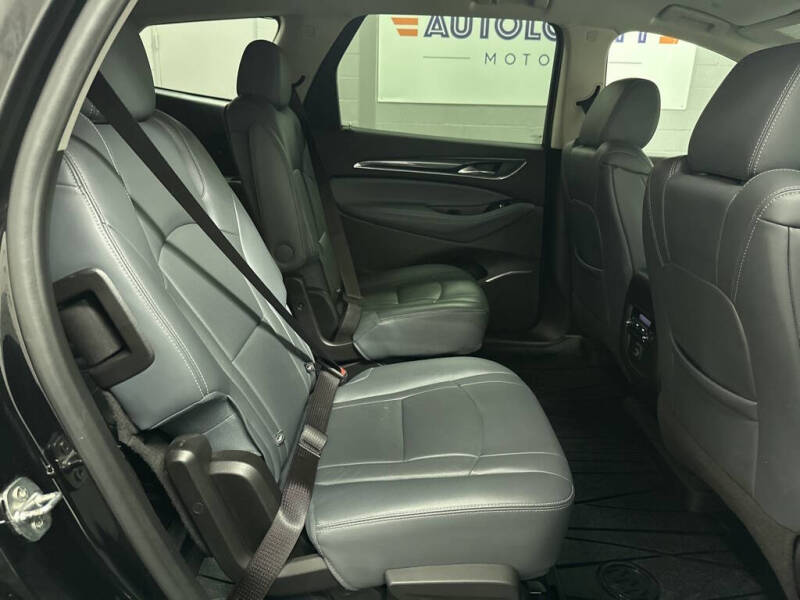 2021 Buick Enclave Essence