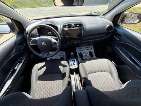 2024 Mitsubishi Mirage ES