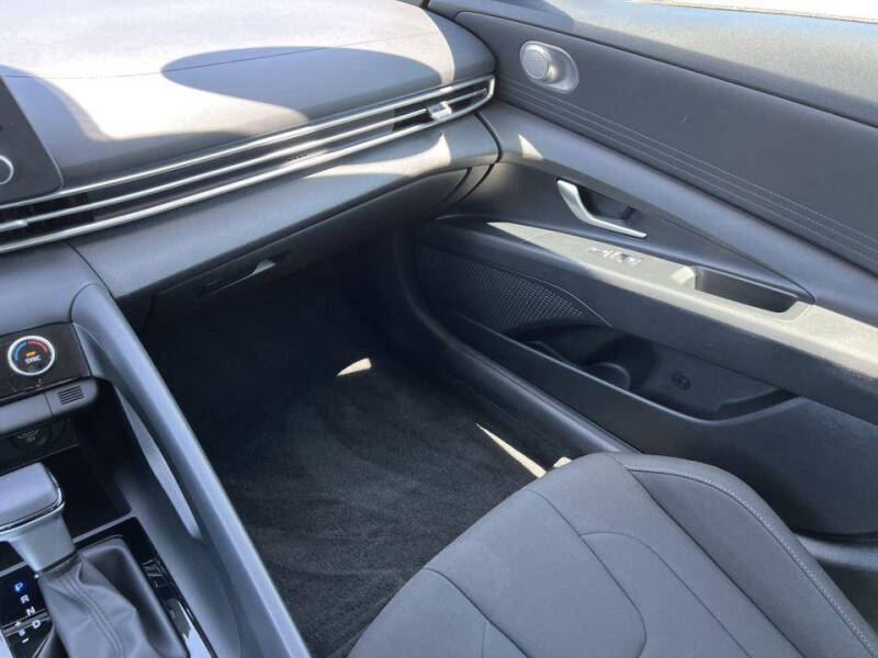 2023 Hyundai Elantra