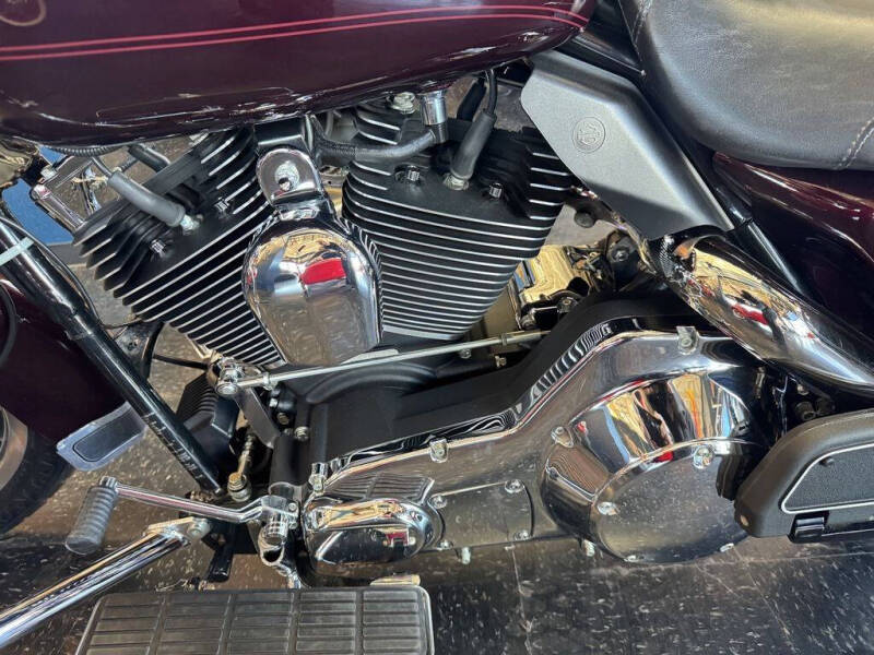 2005 Harley-Davidson FLHRCI - Road King Class