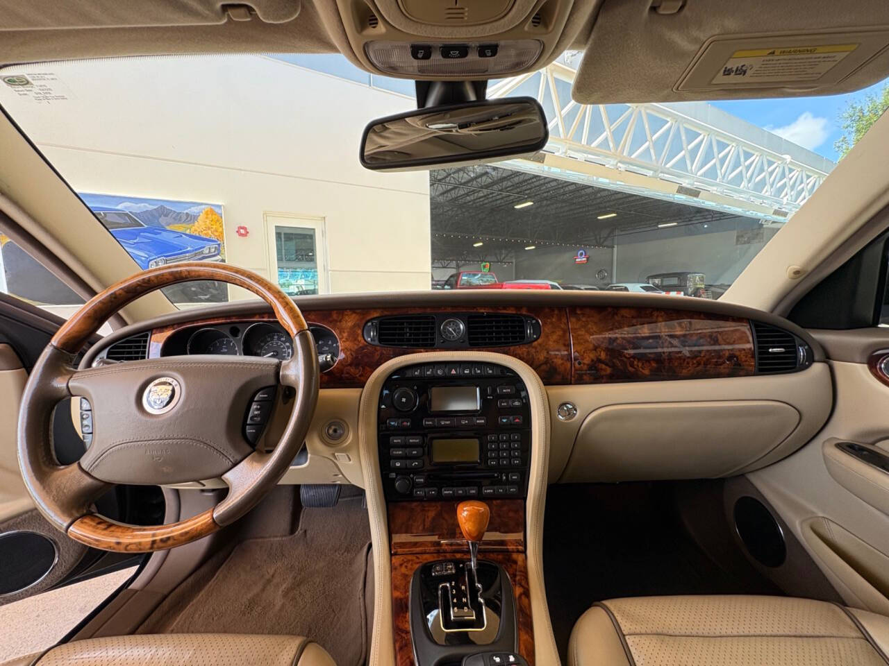 2008 Jaguar XJ-Series 23