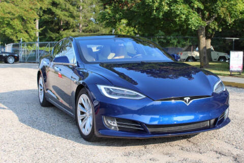 2016 Tesla Model S 75D