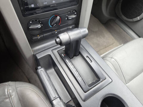 2005 Ford Mustang V6 Premium
