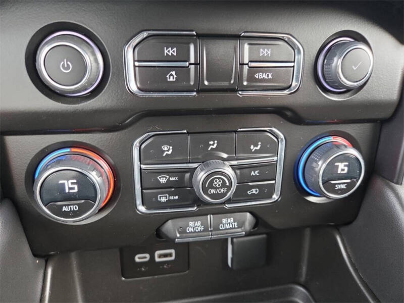 2023 Chevrolet Suburban LS