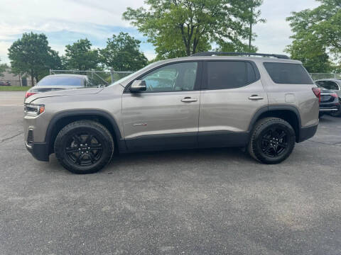 2023 GMC Acadia AT4