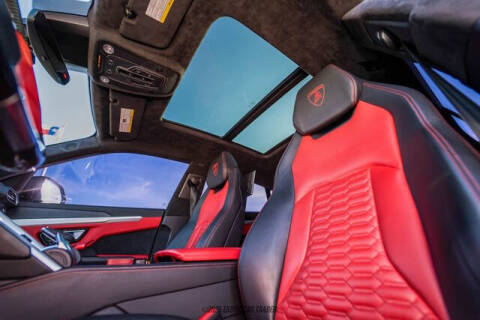 2019 Lamborghini Urus