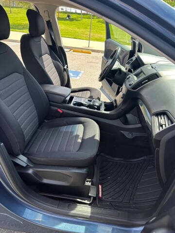 2019 Ford Edge SE