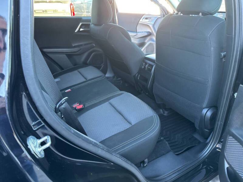 2024 Mitsubishi Outlander ES