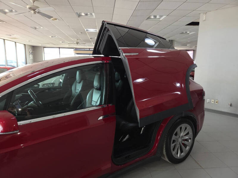 2016 Tesla Model X 90D