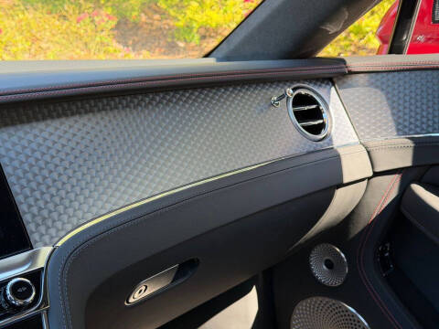 2024 Bentley Continental