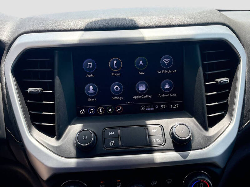 2023 GMC Acadia SLE