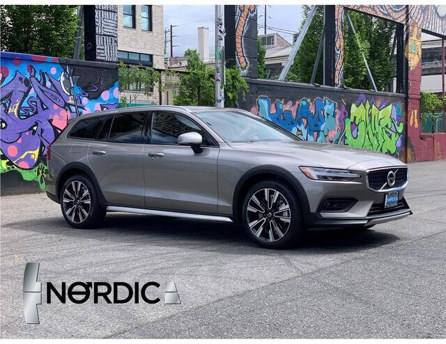 2020 Volvo V60 Cross Country T5