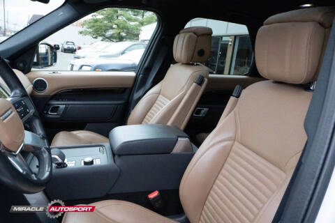 2022 Land Rover Discovery P300 S