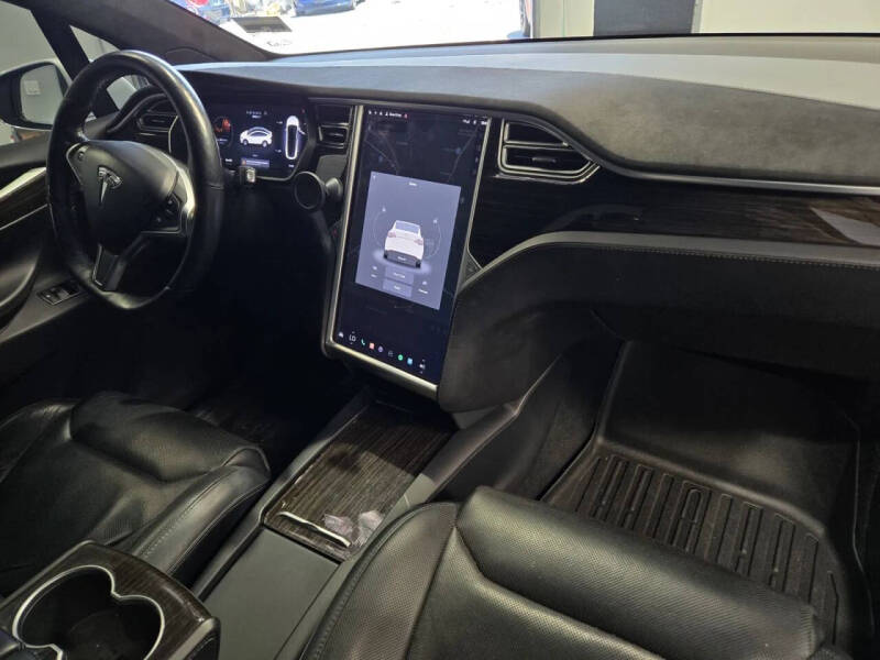 2016 Tesla Model X 90D