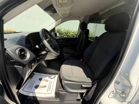 2017 Mercedes-Benz Metris