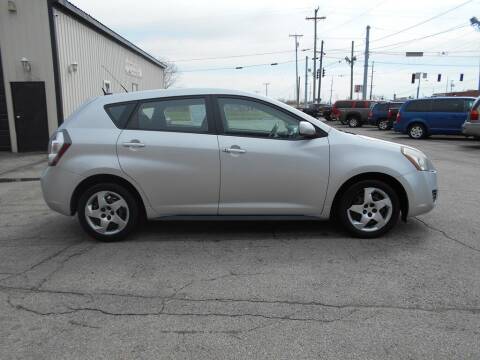 2010 Pontiac Vibe for sale at Settle Auto Sales STATE RD. in Fort Wayne IN