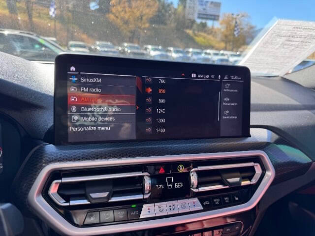 2024 BMW X4 xDrive30i