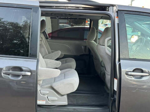 2017 Toyota Sienna