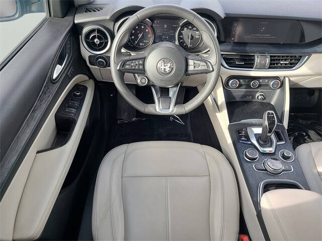 2021 Alfa Romeo Stelvio Sprint