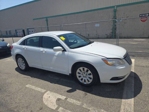 2014 Chrysler 200 LX