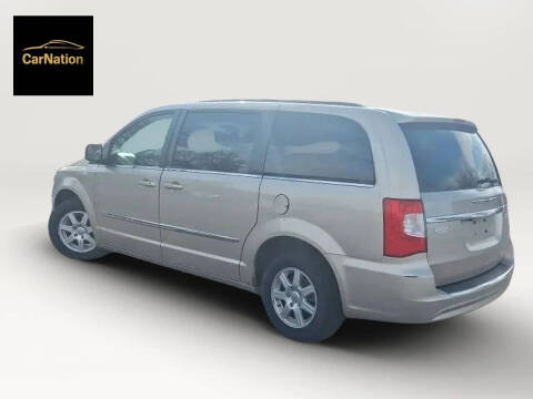 2012 Chrysler Town and Country Touring