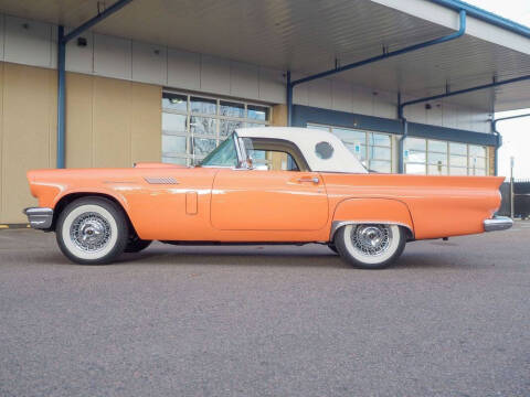 1957 Ford Thunderbird