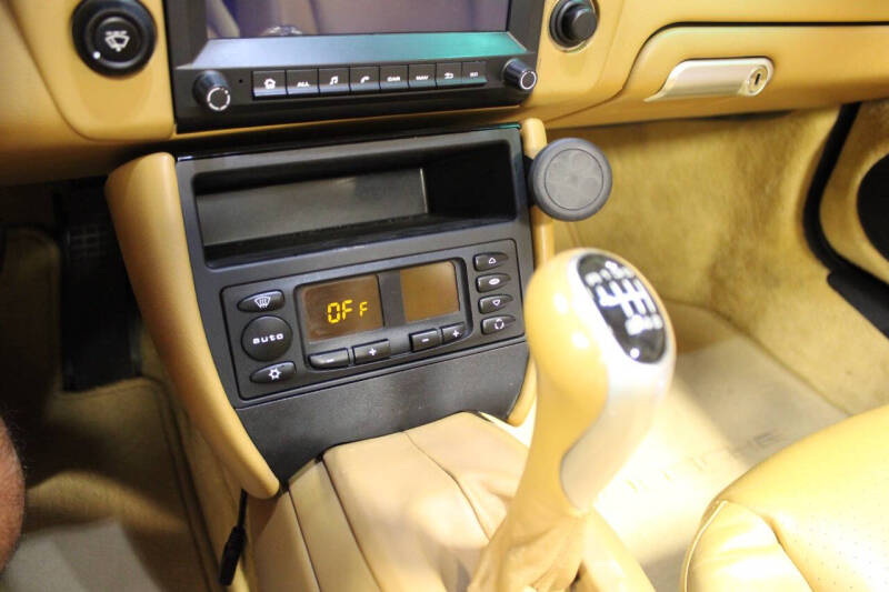 2002 Porsche 911 Carrera