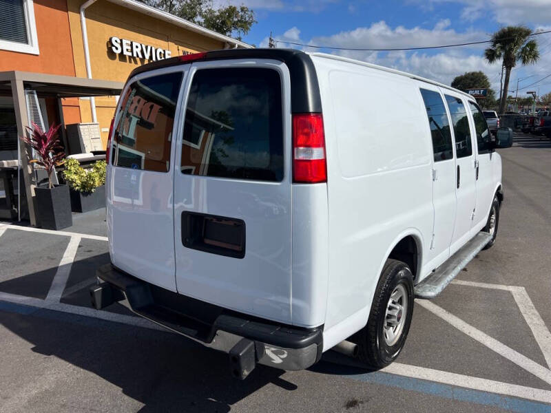2021 GMC Savana 2500