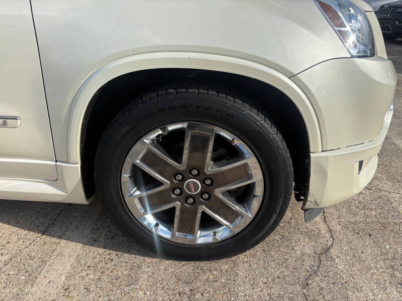 2012 GMC Acadia Denali