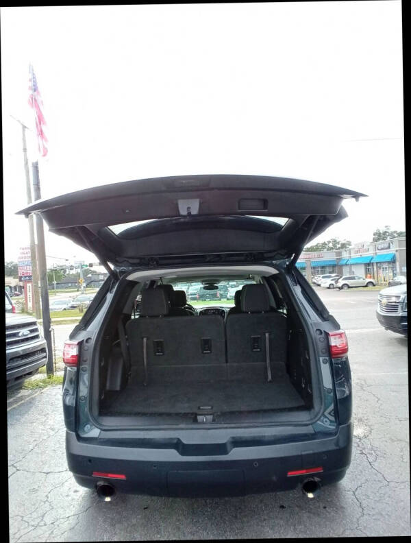 2018 Chevrolet Traverse LT Cloth