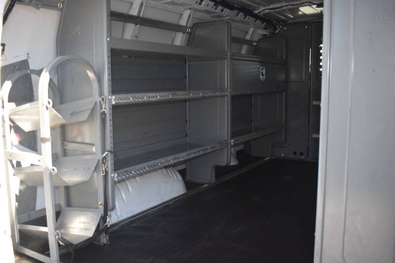 2021 Chevrolet Express 2500