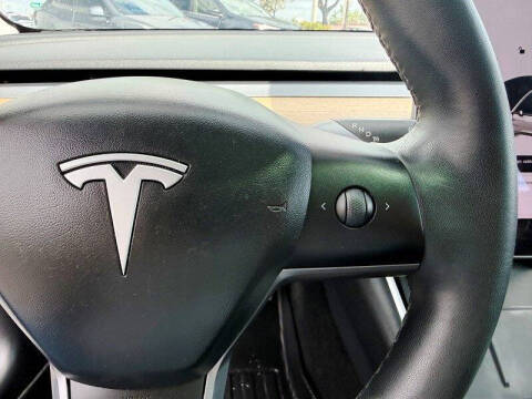 2020 Tesla Model 3 Standard Range Plus
