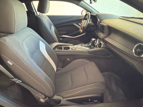 2022 Chevrolet Camaro LT1