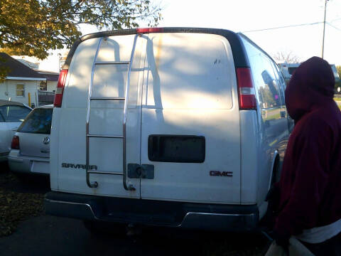 2005 GMC Savana 2500