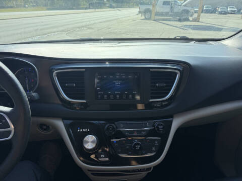 2021 Chrysler Voyager LXi