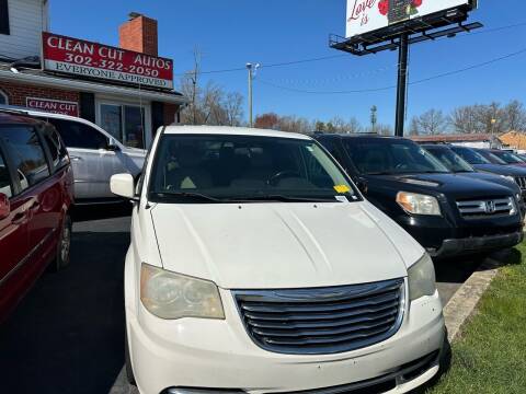 2011 Chrysler Town and Country for sale at CLEAN CUT AUTOS in New Castle DE