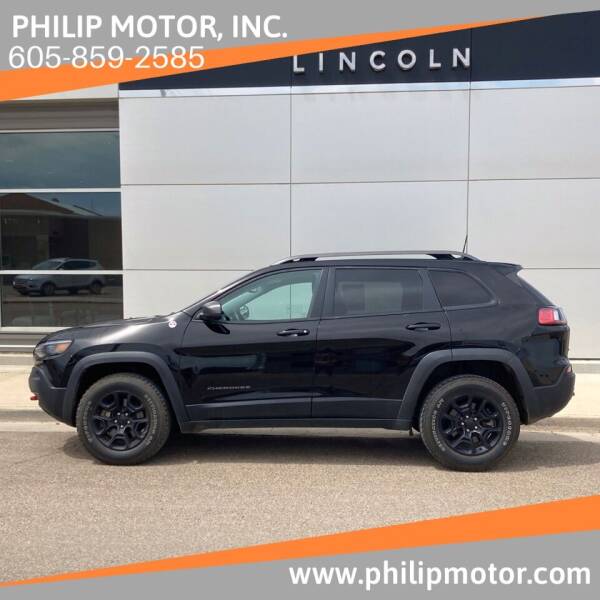 2019 Jeep Cherokee for sale at Philip Motor Inc in Philip SD