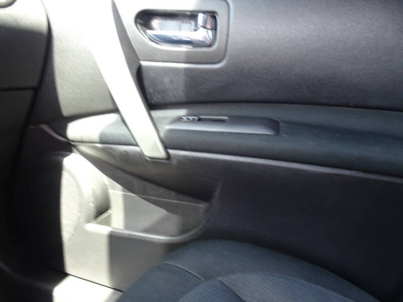 2015 Nissan Rogue Select S