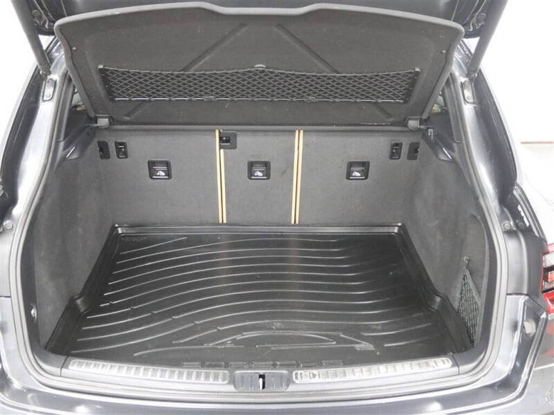 2019 Porsche Cayenne S