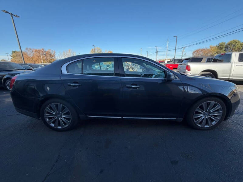 2014 Lincoln MKS
