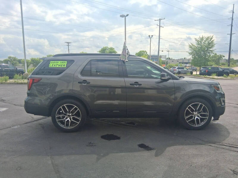 2016 Ford Explorer Sport