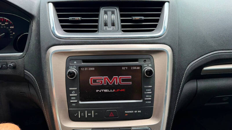 2013 GMC Acadia Denali